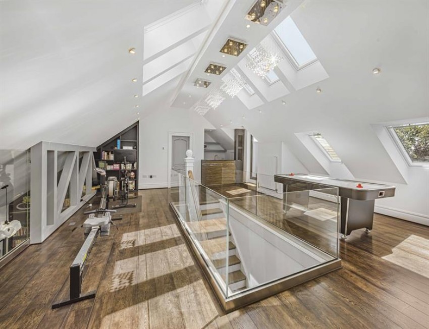 Images for South Road, Hale