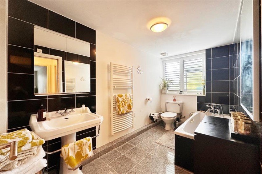 Images for Somerford House, Poynton