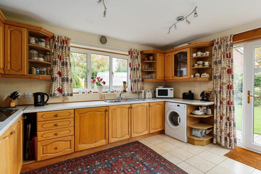 Images for Chestnut Close, Tarporley