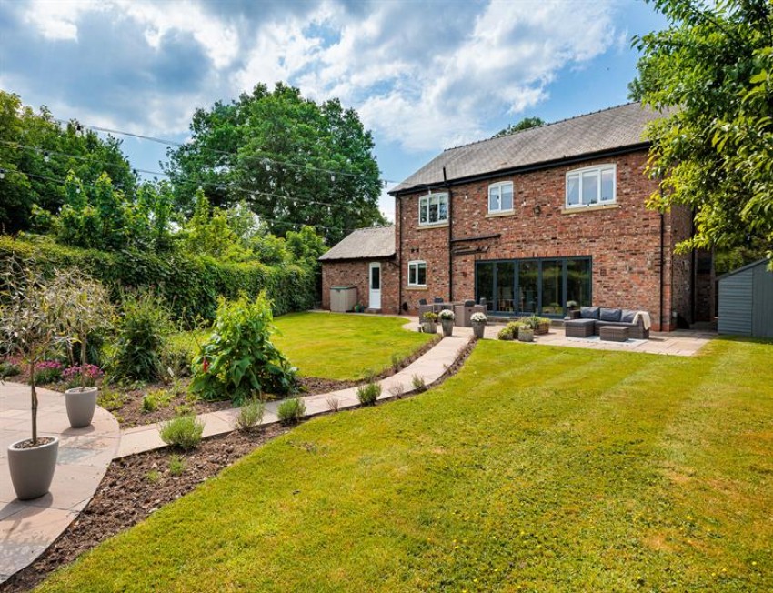 Images for 2612 square feet, 0.30 acre in Clotton, just five minutes drive from Tarporley village
