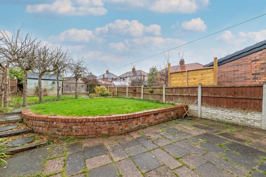 Images for Hill View Avenue, Helsby, WA6