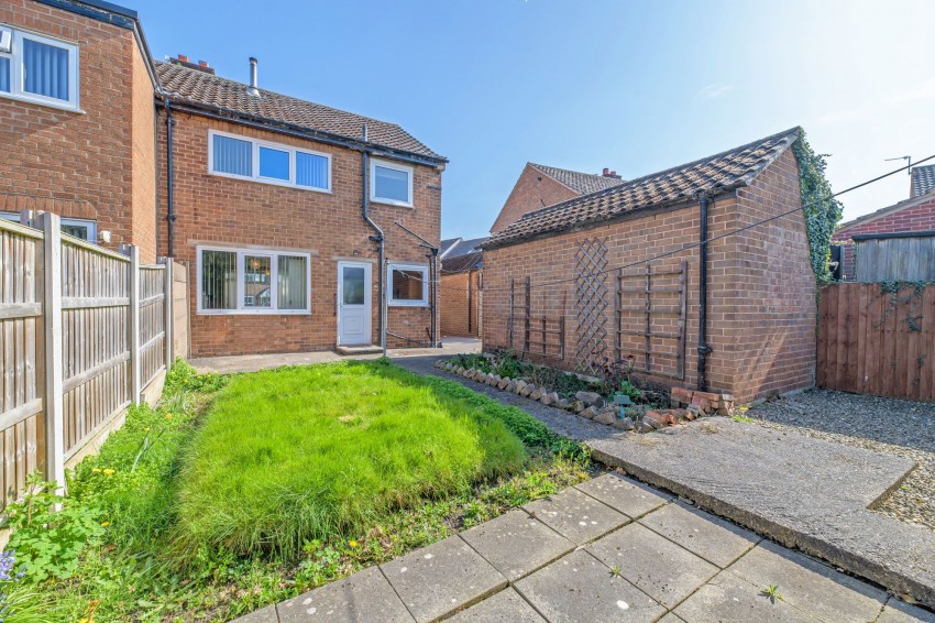 Images for Hawthorne Road, Frodsham, WA6