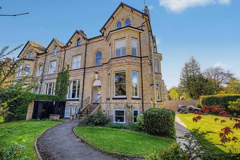 Heald Road, Bowdon, WA14