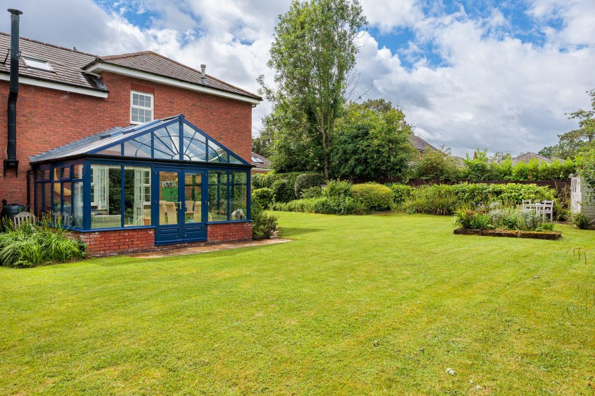 Images for The Courtyard, Gorstage, CW8
