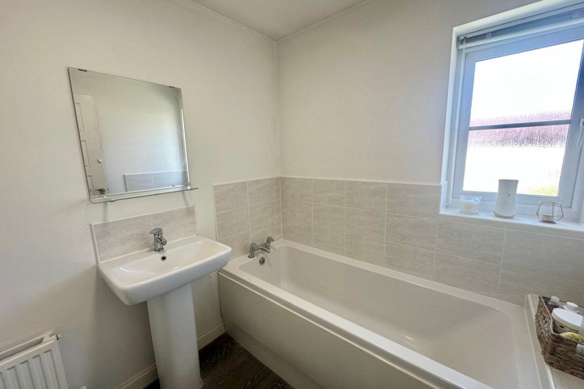 Images for Honiton Avenue, Hyde, SK14