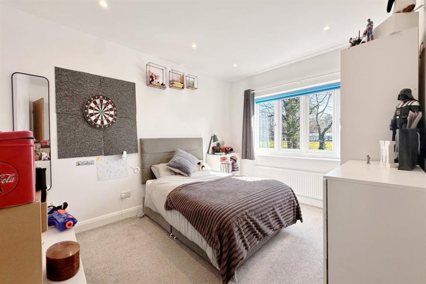 Images for London Road North, Poynton