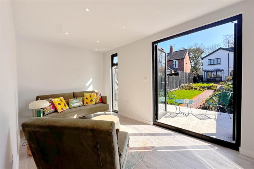 Images for London Road North, Poynton