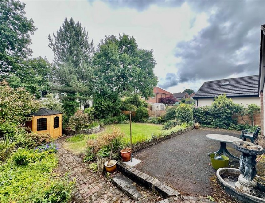 Images for Melrose Crescent, Hale Barns