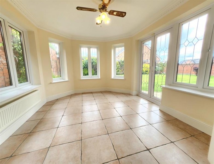 Images for High Warren Close, Appleton, Warrington
