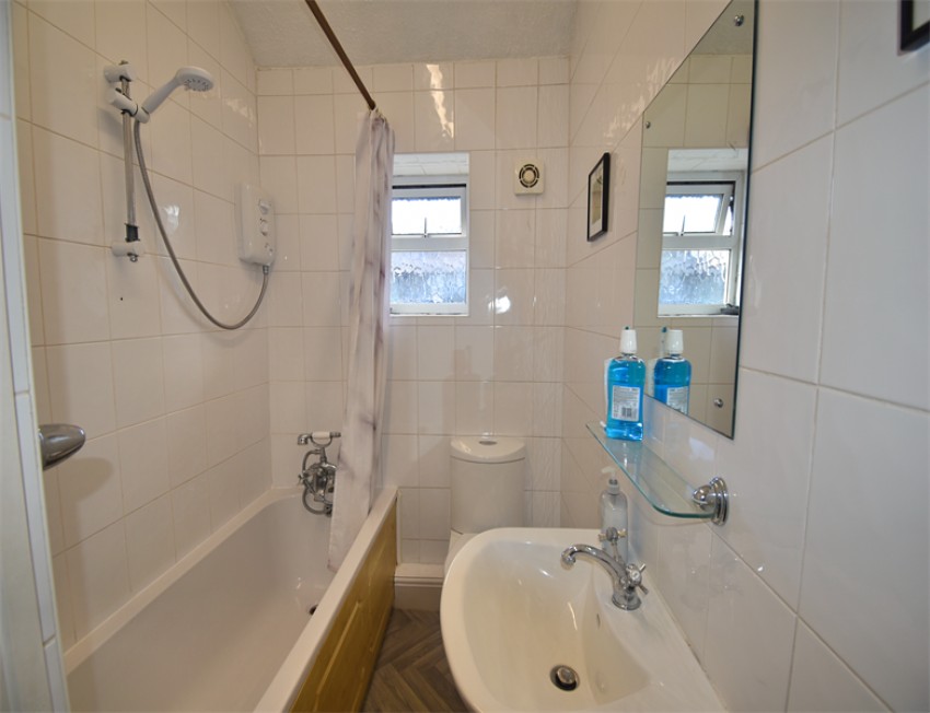 Images for Meadowside, Newtown
