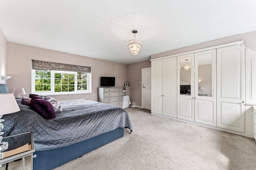 Images for 16 South View Avenue, Gawsworth, SK11