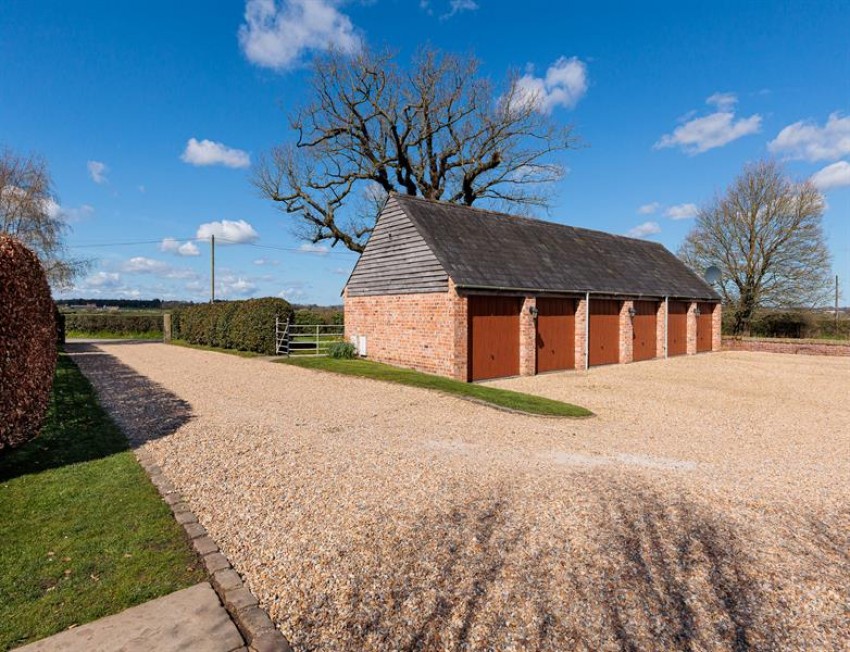 Images for Alpraham Hall Barns, Alpraham Green, Alpraham, Tarporley