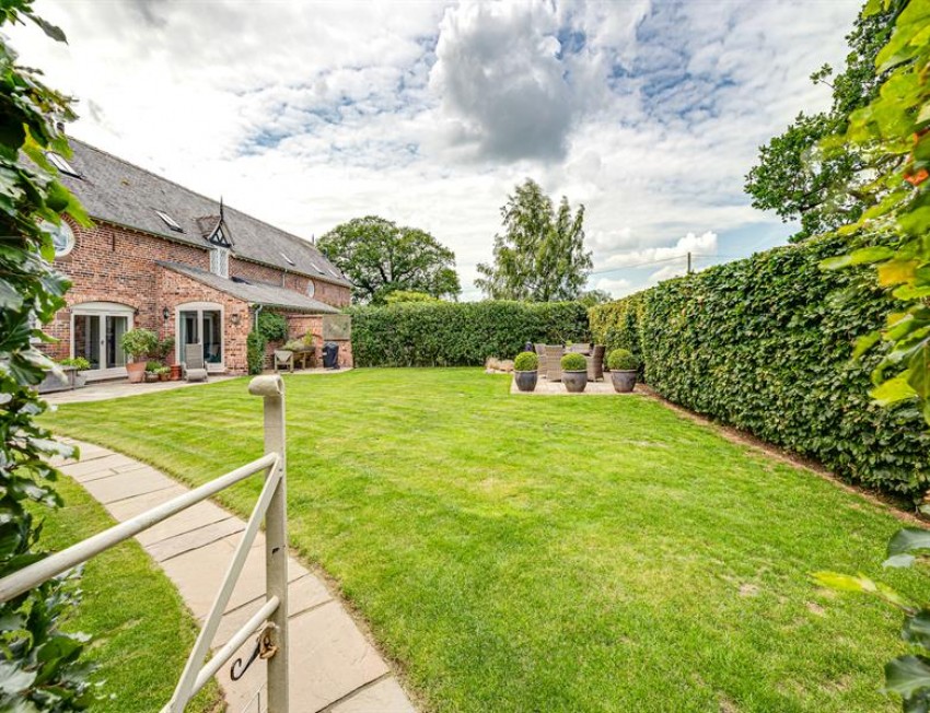 Images for Alpraham Hall Barns, Alpraham Green, Alpraham, Tarporley