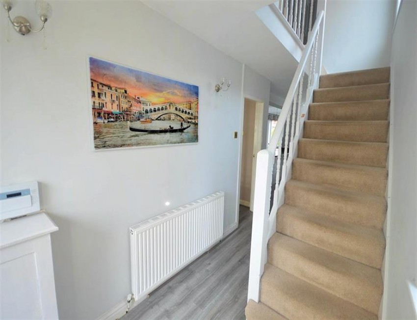 Images for Wentworth Drive, Sale