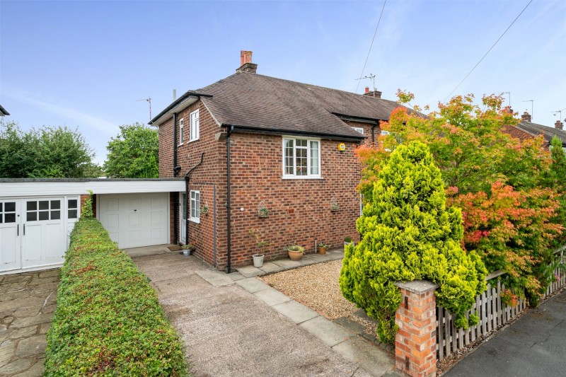 Robin Lane, Chelford