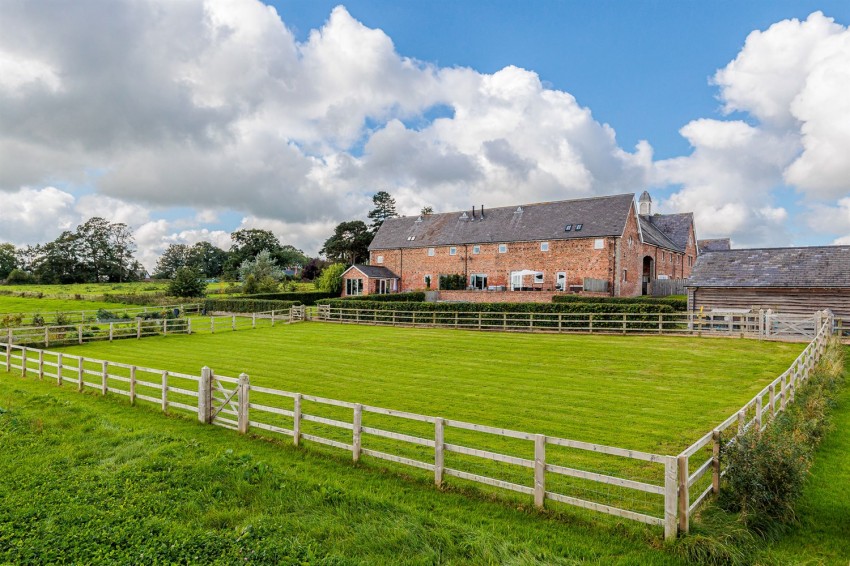Images for Bulkeley Grange Barns, Bulkeley