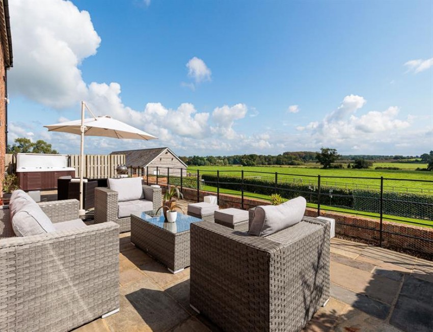 Images for Bulkeley Grange Barns, Bulkeley