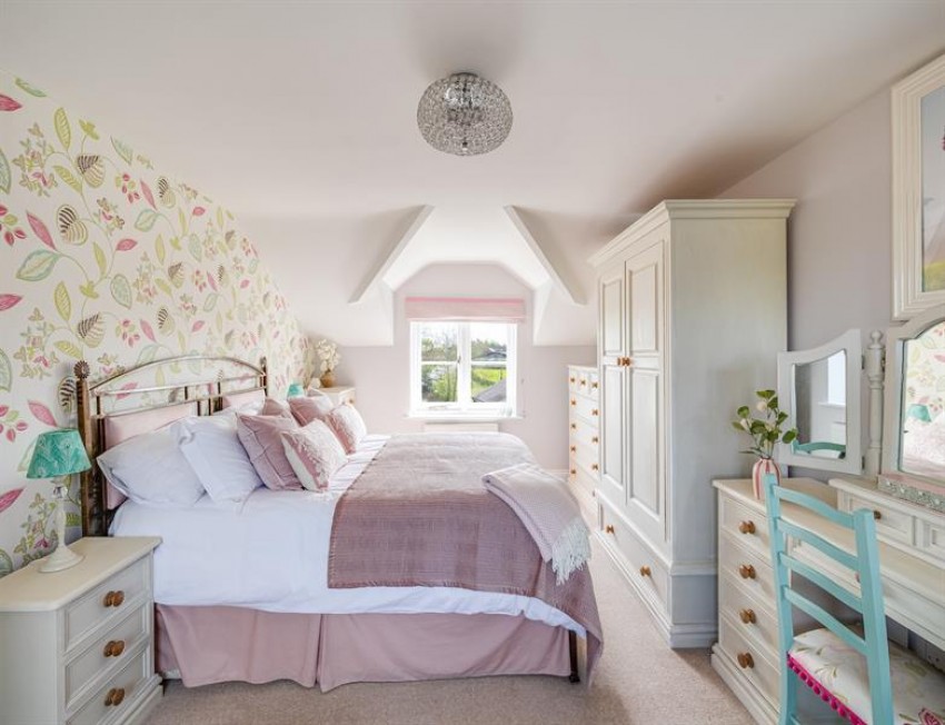 Images for Very rare chance to acquire high quality renovated detached cottage in Tarporley