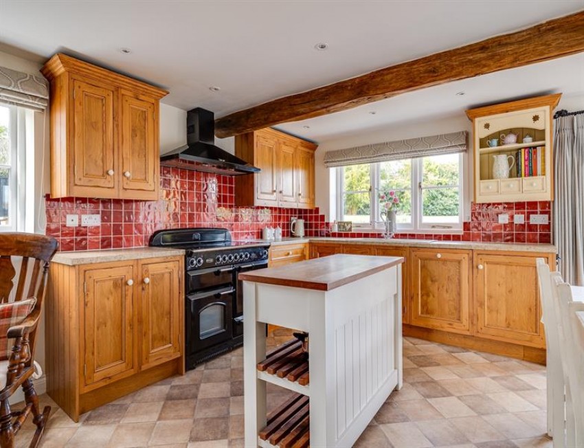 Images for Very rare chance to acquire high quality renovated detached cottage in Tarporley