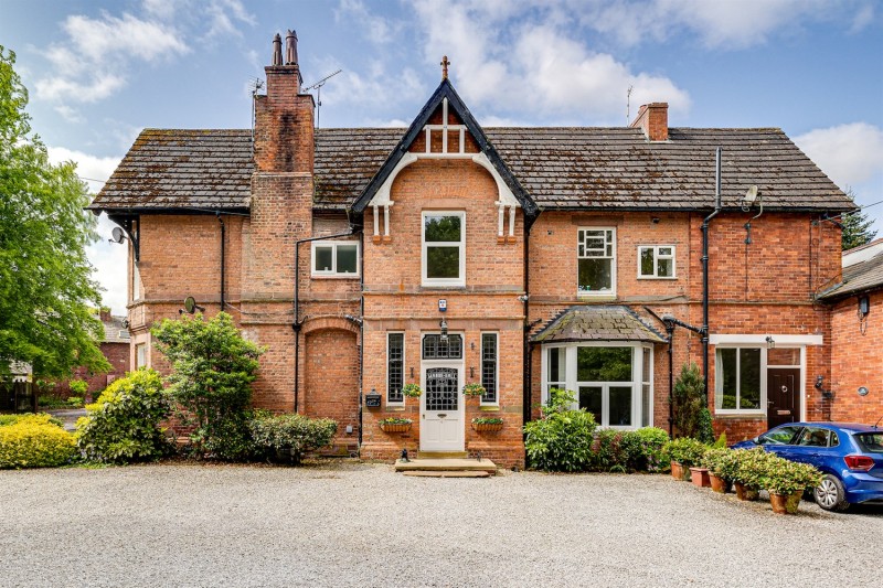 Daleford Manor, Dalefords Lane, Whitegate