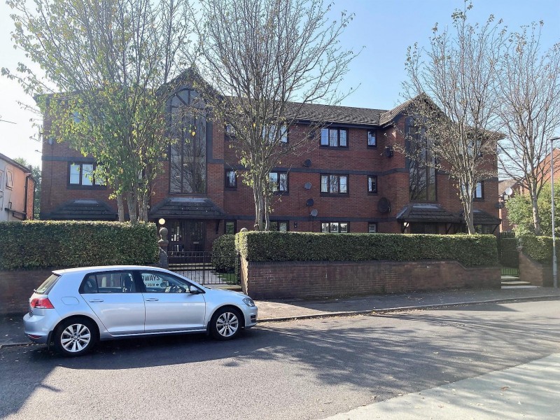 1st floor apt, Fieldways, Star Lane, Lymm