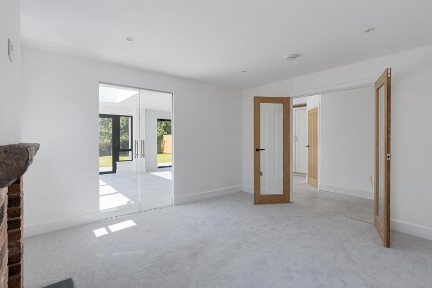 Images for Whitchurch Road, Bunbury Heath