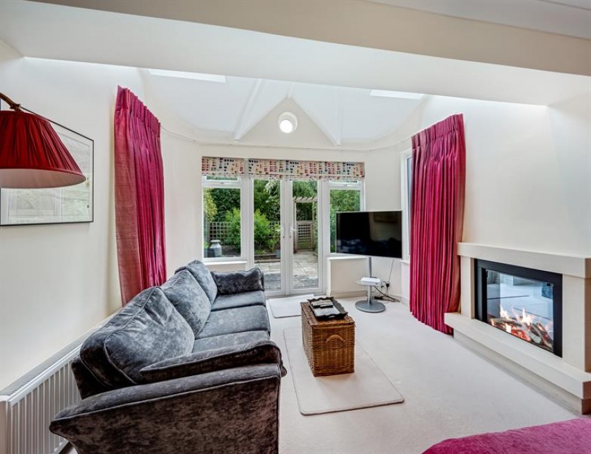 Images for Cavendish Mews, Wilmslow