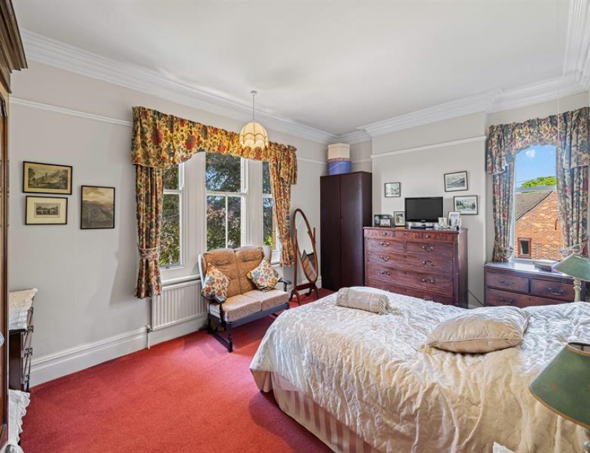 Images for Vicarage Lane, Helsby, Frodsham