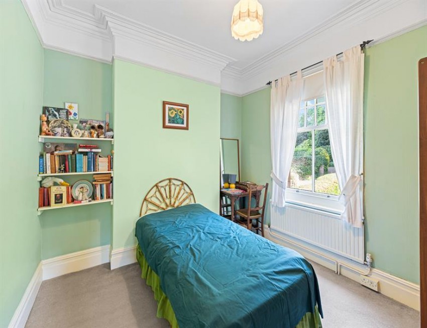 Images for Vicarage Lane, Helsby, Frodsham