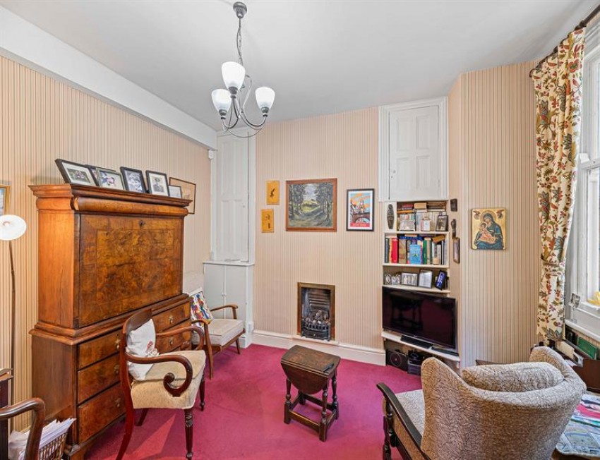 Images for Vicarage Lane, Helsby, Frodsham