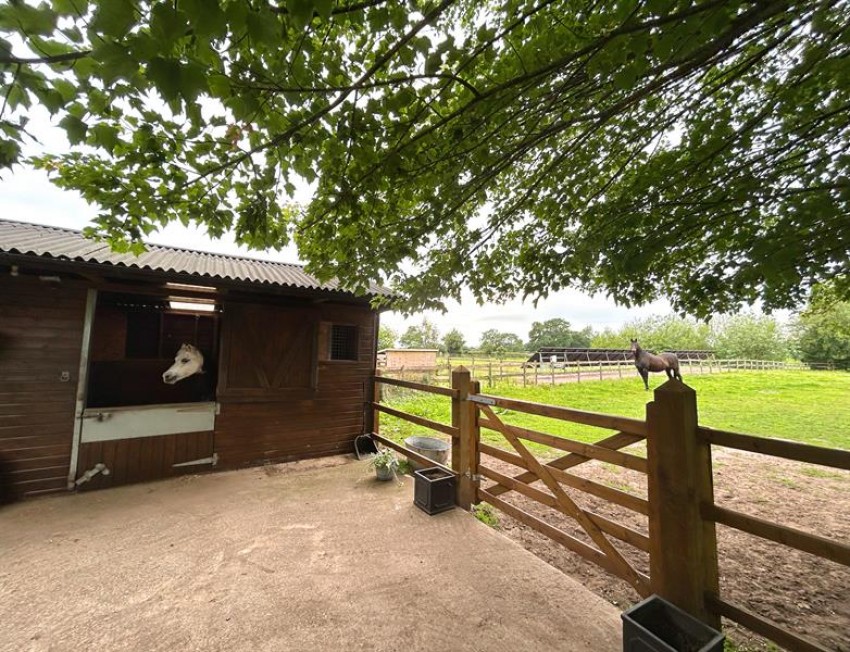 Images for Davenport, Congleton