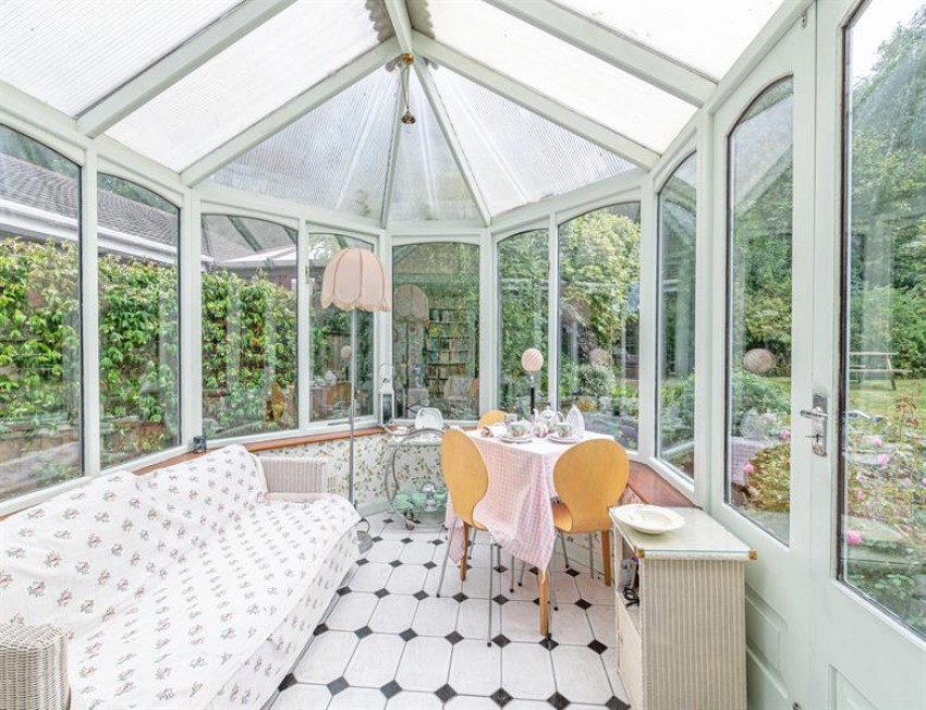 Images for Latham Avenue, Helsby, Frodsham