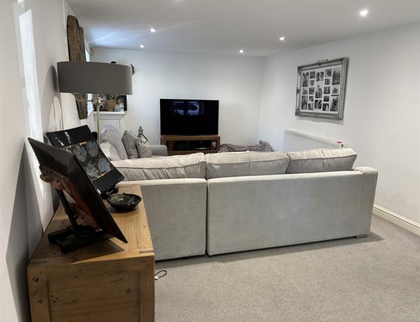 Images for Bowling Green Lane, Chapel-En-Le-Frith