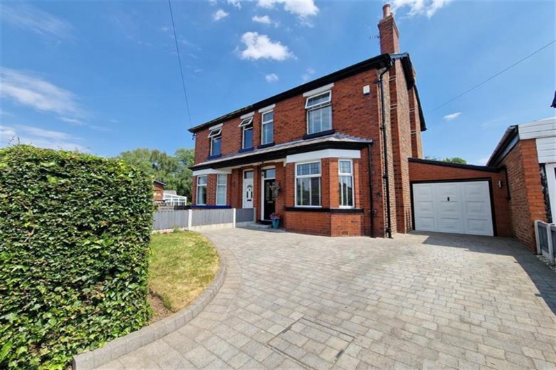 Heyes Lane, Timperley, Altrincham
