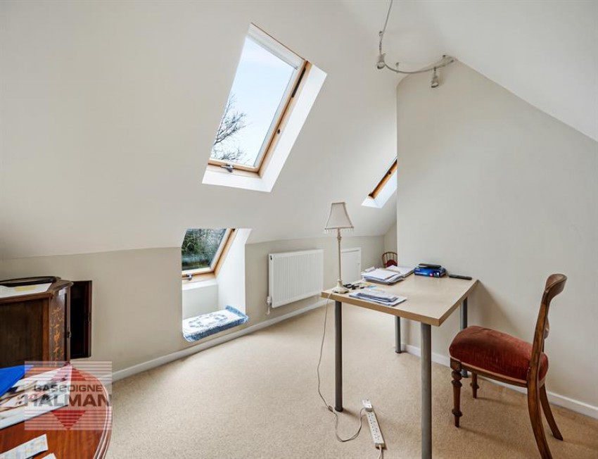 Images for Cranleigh Drive, Brooklands, Sale