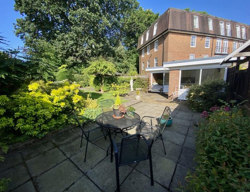 Images for Prestbury Court, Castle Rise, Prestbury, Macclesfield