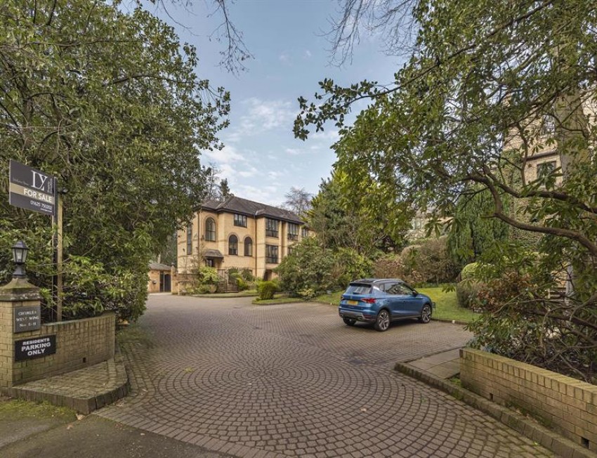 Images for Chomlea, Devisdale Road, Bowdon - Includes Garage