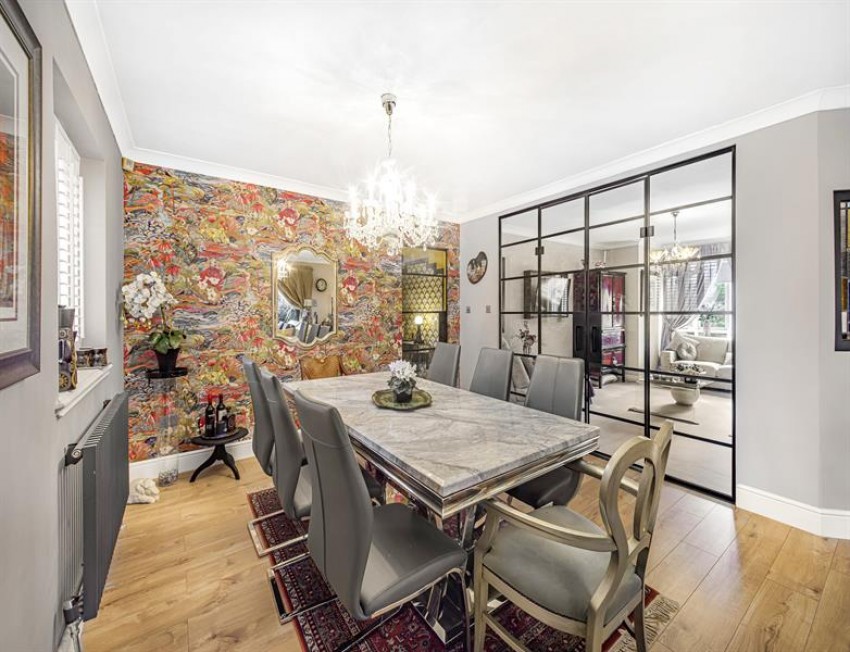 Images for Chomlea, Devisdale Road, Bowdon - Includes Garage