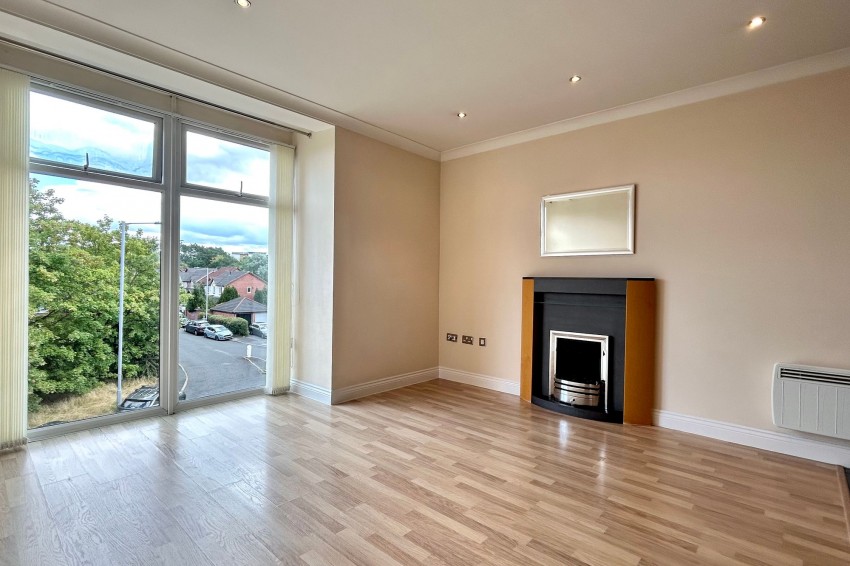 Images for Lauriston Close, Crown House, M22