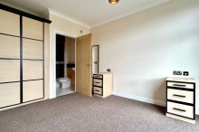 Images for Lauriston Close, Crown House, M22