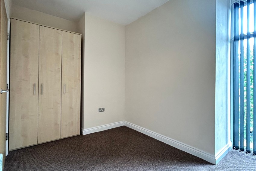 Images for Lauriston Close, Crown House, M22