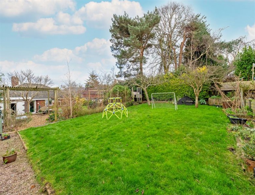 Images for Bates Lane, Helsby, Frodsham