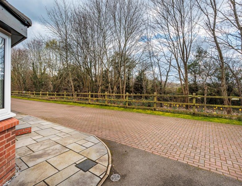 Images for Holcroft Drive, Cuddington