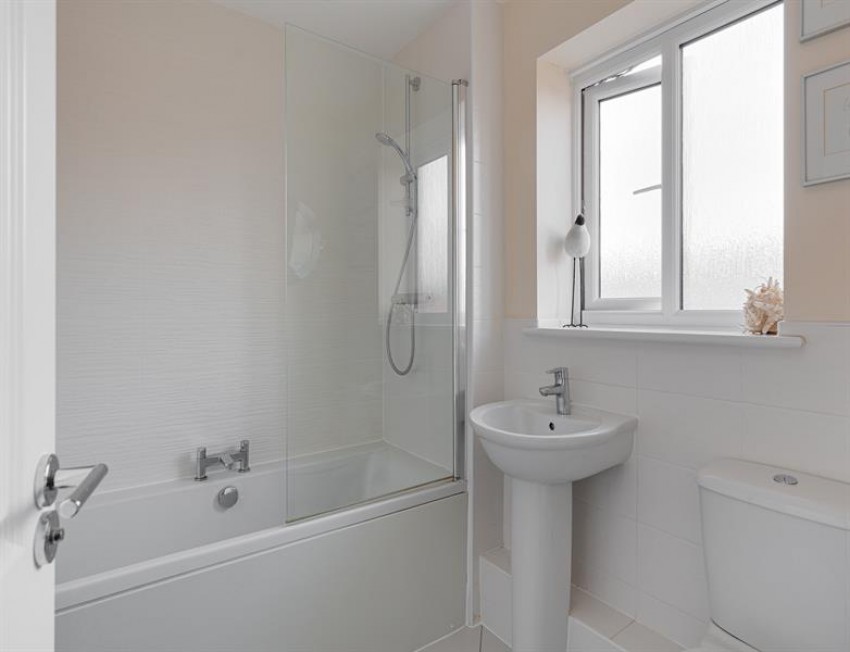 Images for Holcroft Drive, Cuddington