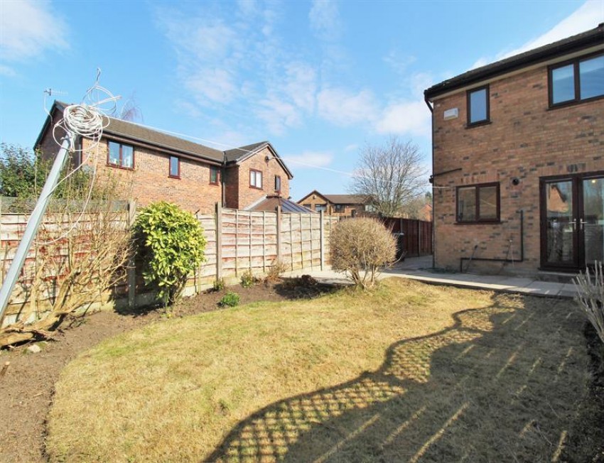 Images for Wharncliffe Close, Hadfield, Glossop