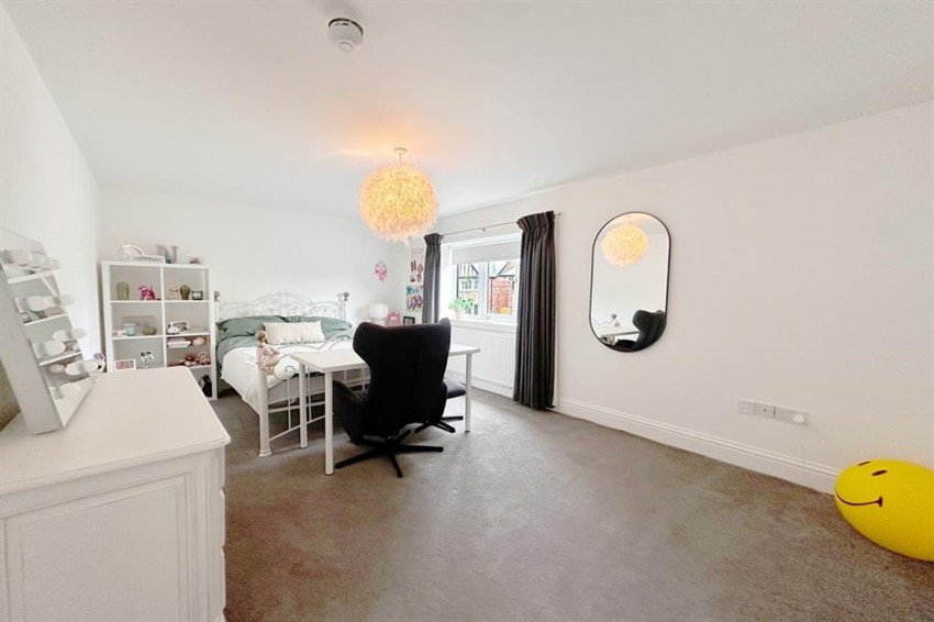 Images for 79 Dickens Lane, Poynton, SK12