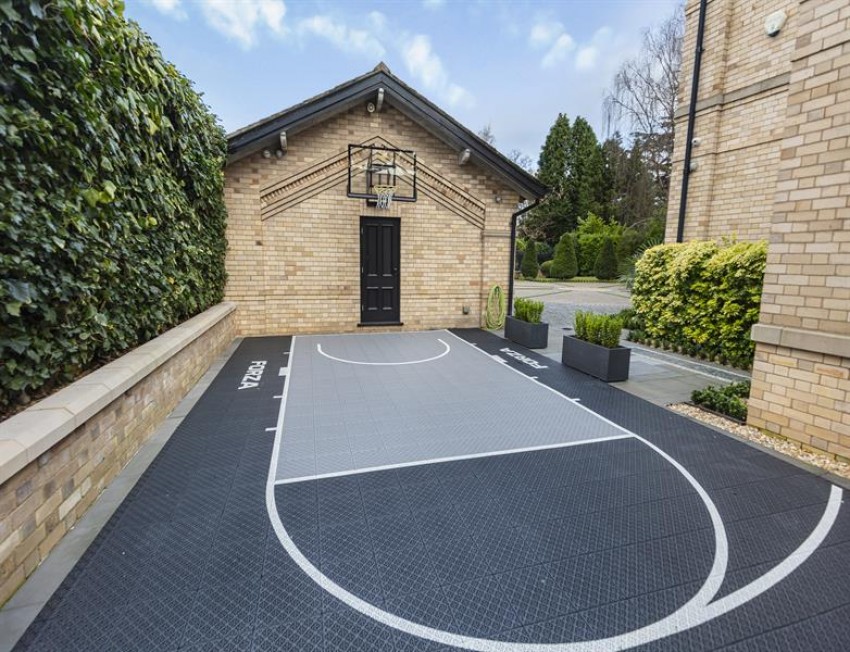 Images for Barrow Lane, Hale