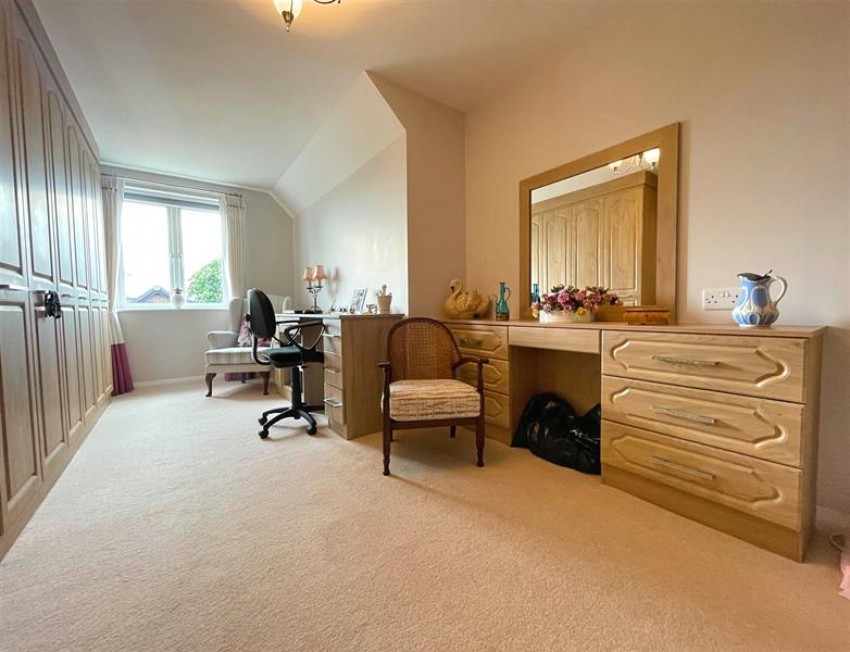 Images for Oakfield, Sale