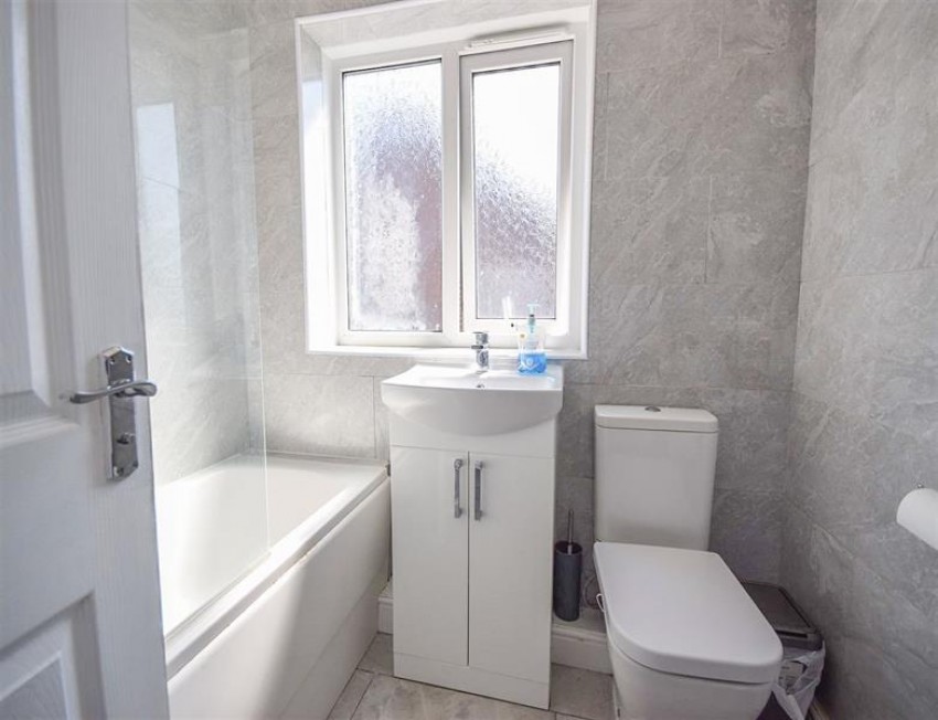 Images for Poundswick Lane, Wythenshawe