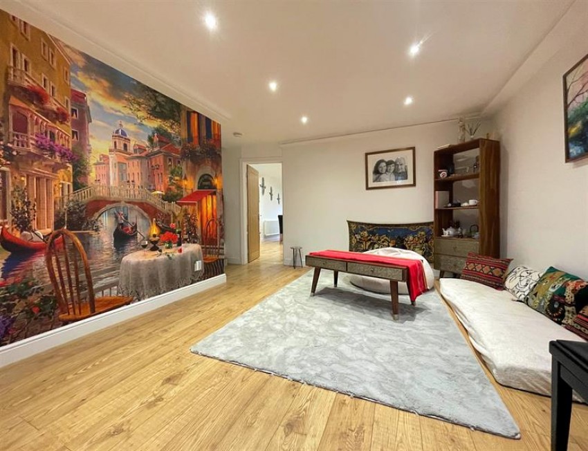 Images for Earlesfield Close, Sale